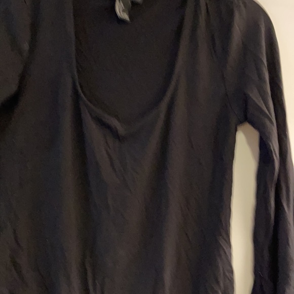 Forever 21 black v neck Ruffle sleeve bodysuit large - Picture 2 of 5